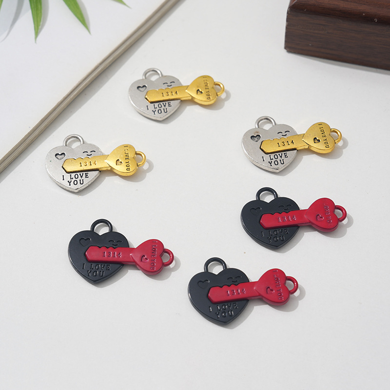 magnetic necklace for keys