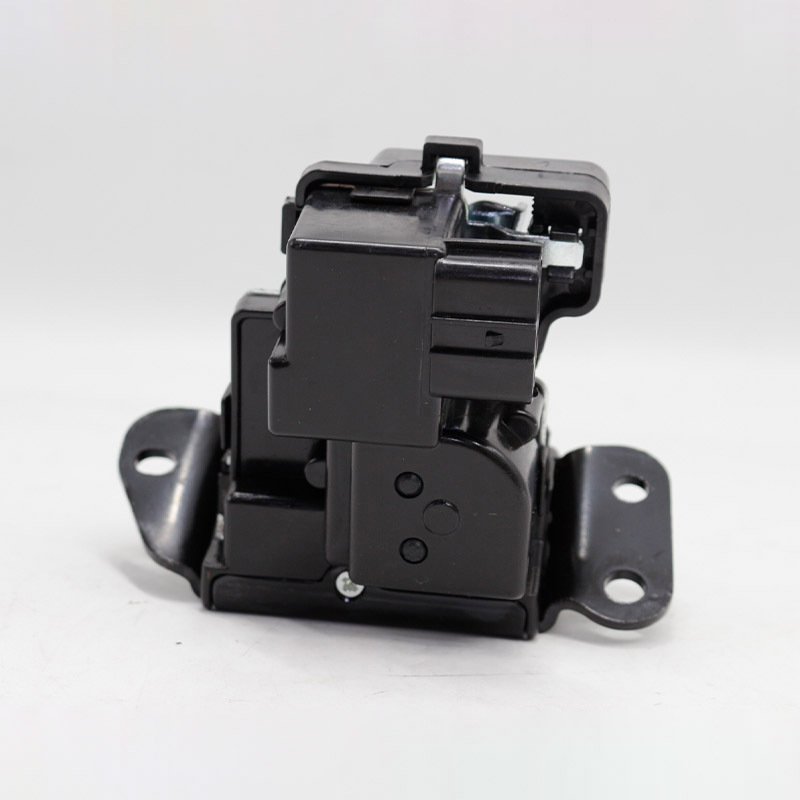 812303W000 is suitable for the rear tailgate lock latch of the 2011-2016 Kia Sportage
