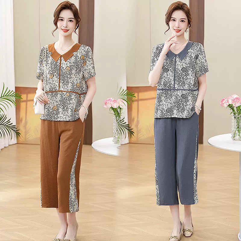 Модный комплект для женщин среднего возраста: шифоновая блузка с принтом и элегантные широкие брюки, летний стильный набор из двух предметов.