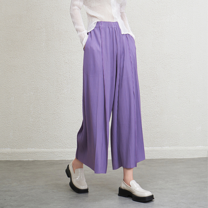 Japanese Style Drapey Casual Pants for Women, Spring and Autumn New Loose High-Waisted Thick Flared Wide-Leg Pants with Pleats, Cropped Pants