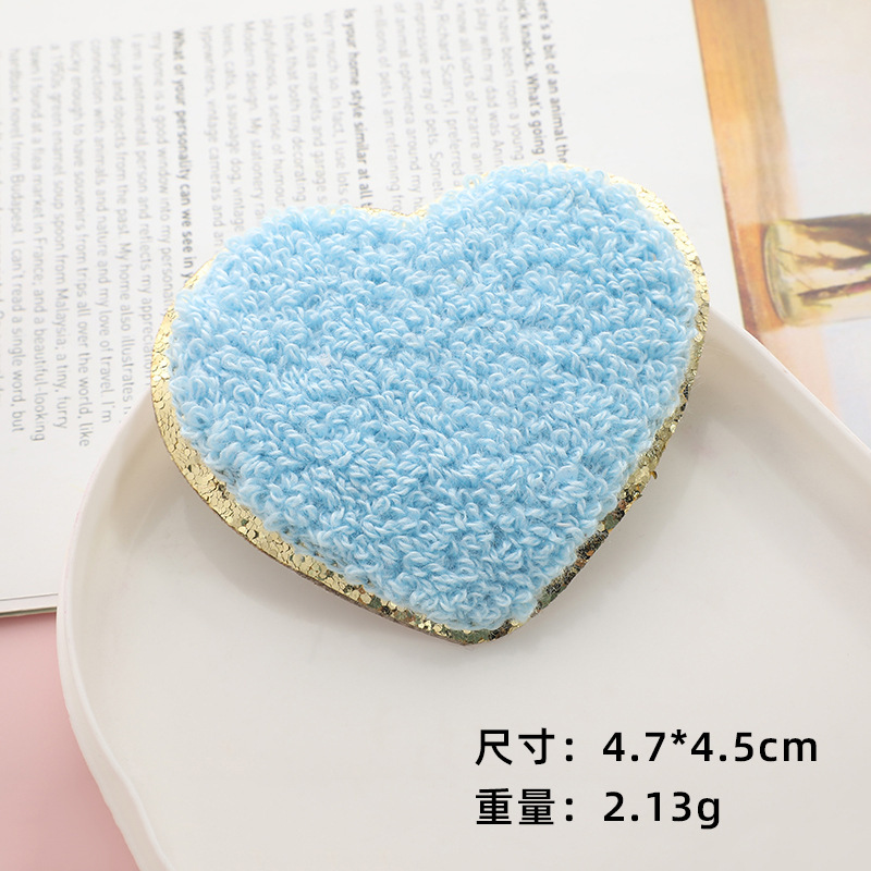 新しいハート型のグリッター刺繍フェルトは布の服のアクセサリーの刺繍の布を貼って丁を貼って卸売りを貼ります。|undefined