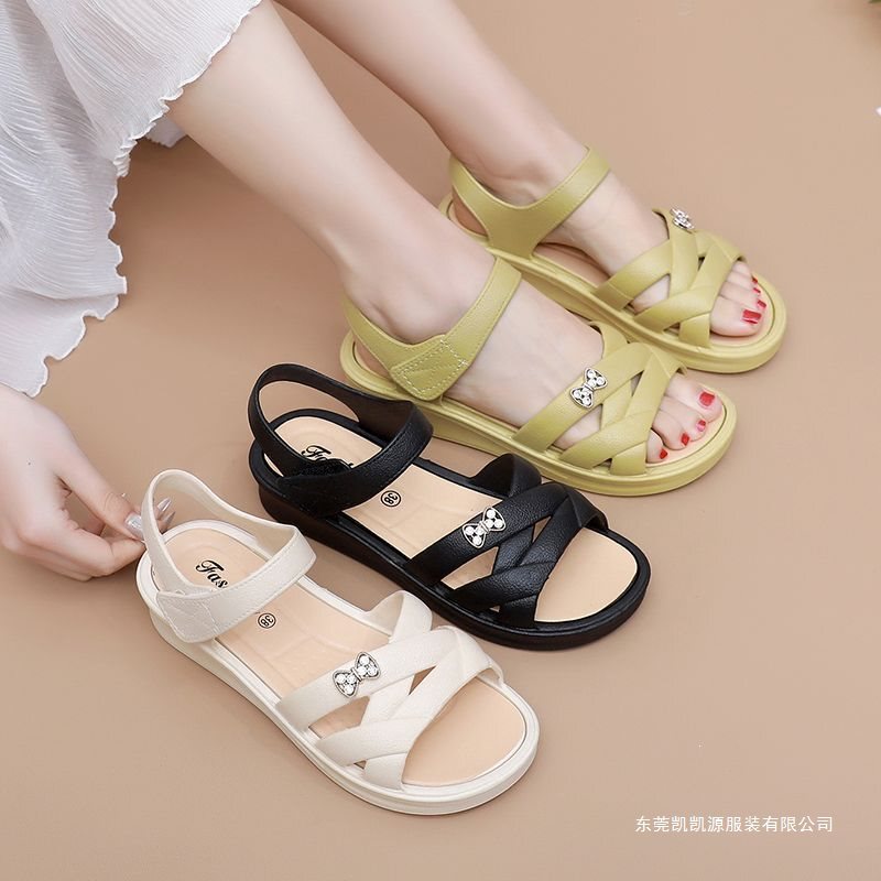 New Summer Sandals for Women, Soft-Soled, Non-Slip, Middle-Aged Mom Shoes, Comfortable and Versatile, Rhinestone Bow Women's Shoes for Outdoor Wear New Summer Sandals for Women, Soft-Soled, Non-Slip, Middle-Aged Mom Shoes, Comfortable and Versatile, Rhinestone Bow Women's Shoes for Outdoor Wear