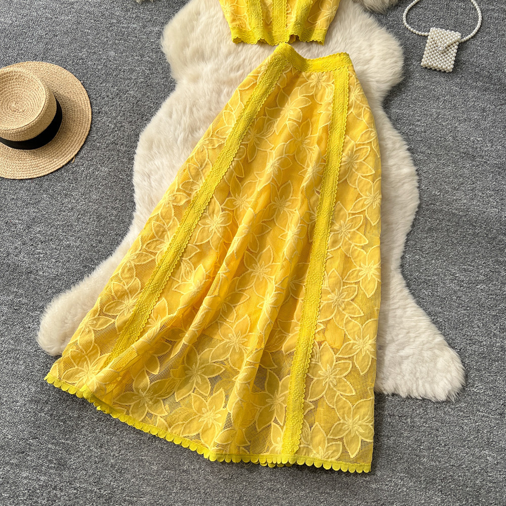 French Style Lace Openwork Two Piece Vest And Skirt Set Elegant_voghion.com