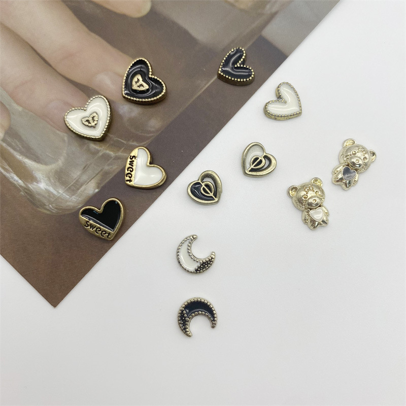 New Nail Art Accessories Internet Celebrant Retro Moon Heart English Love Smiley Nail Alloy Oil Dropping Decoration