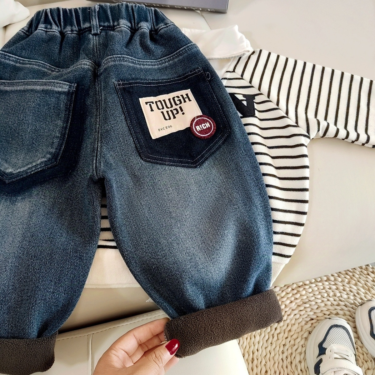 Pantalones para niños otoño y invierno bebés invierno niños nuevos jeans de terciopelo en uno grueso pantalones de invierno para niños pequeños y medianos image 4