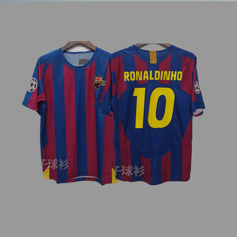 サッカーユニフォーム、チャンピオンズリーグの歴史、チャンピオンズチームのホームとアウェイのユニフォーム、ジダン、ベッカム、ロナウド、メッシのユニフォーム|undefined