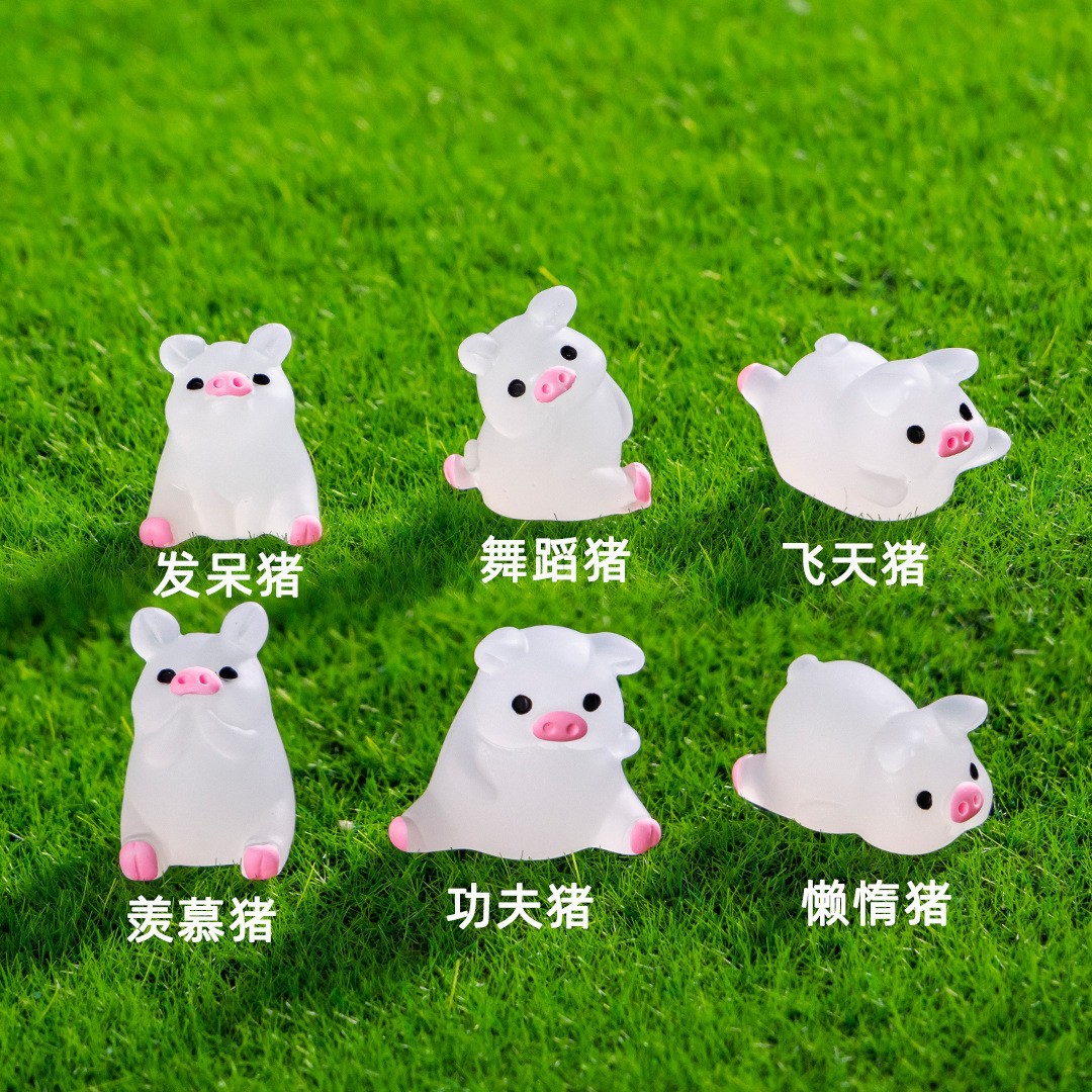 서리로 덥은 돼지 빛나는 흰색 혼합