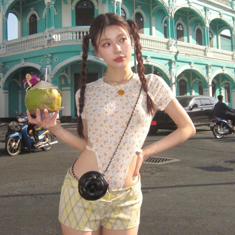 純欲風辣妹碎花短袖連體衣女夏季新款設計感泰式修身顯瘦百搭上衣