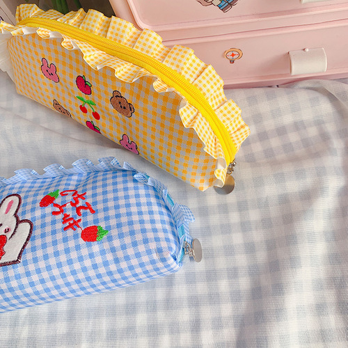 Japanese pencil case large capacity junior high school girl ins girl high-looking primary school student cute internet celebrity stationery pencil case