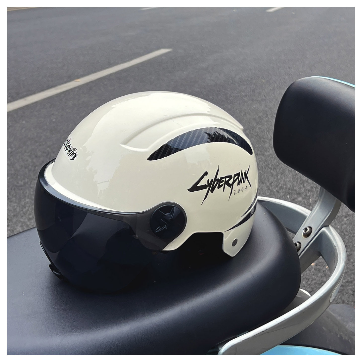National Standard 3C Certified Electric Vehicle Safety Helmet Cyberpunk Electric Motorcycle Summer Sun Protection Helmet for Men and Women Couples