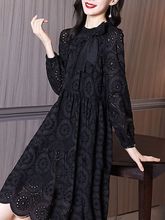 春秋新款复古重工刺绣大码宽松减龄遮肚显瘦蕾丝连衣裙