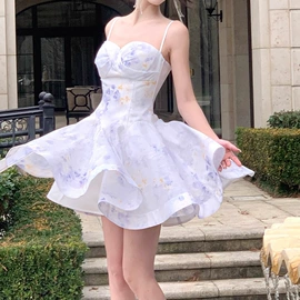 连衣裙;半身裙;时尚休闲套装