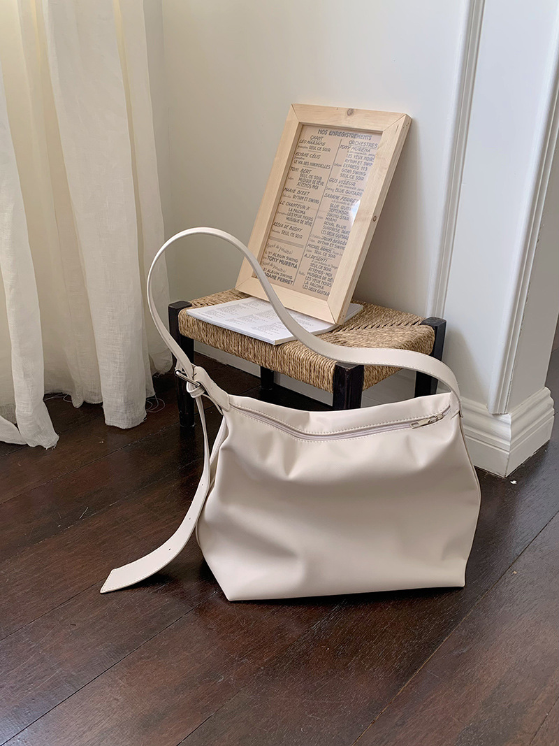 Ny uformell mote enkel sommer for kvinner, stor kapasitet crossbody-veske, kontorpendlerveske_voghion.com
