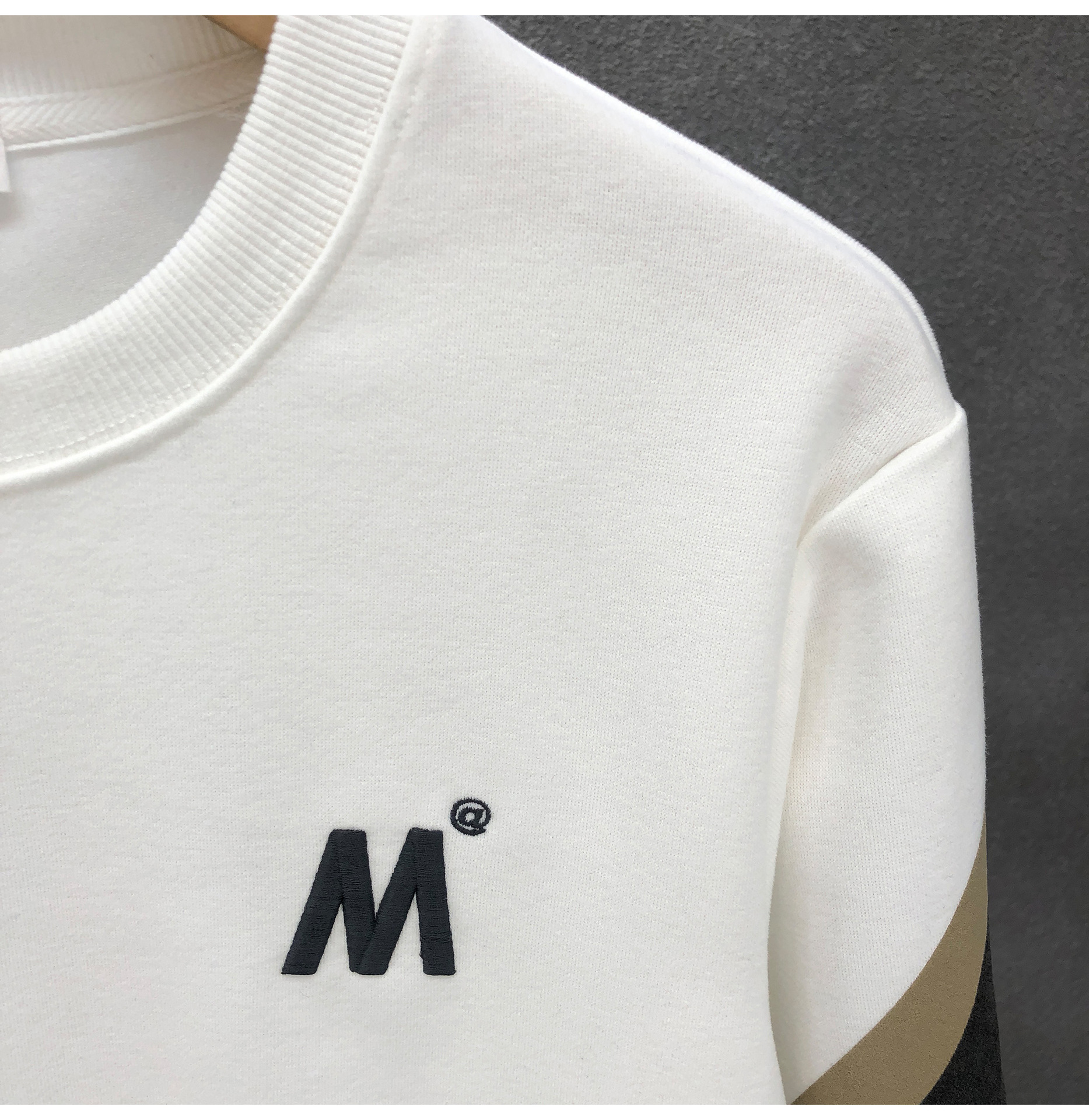 Popular Style Combination Embroidery Sweater Fashion Brand Spring and Top 2023 Autumn New Men's Inner Layer Long Sleeve_voghion.com