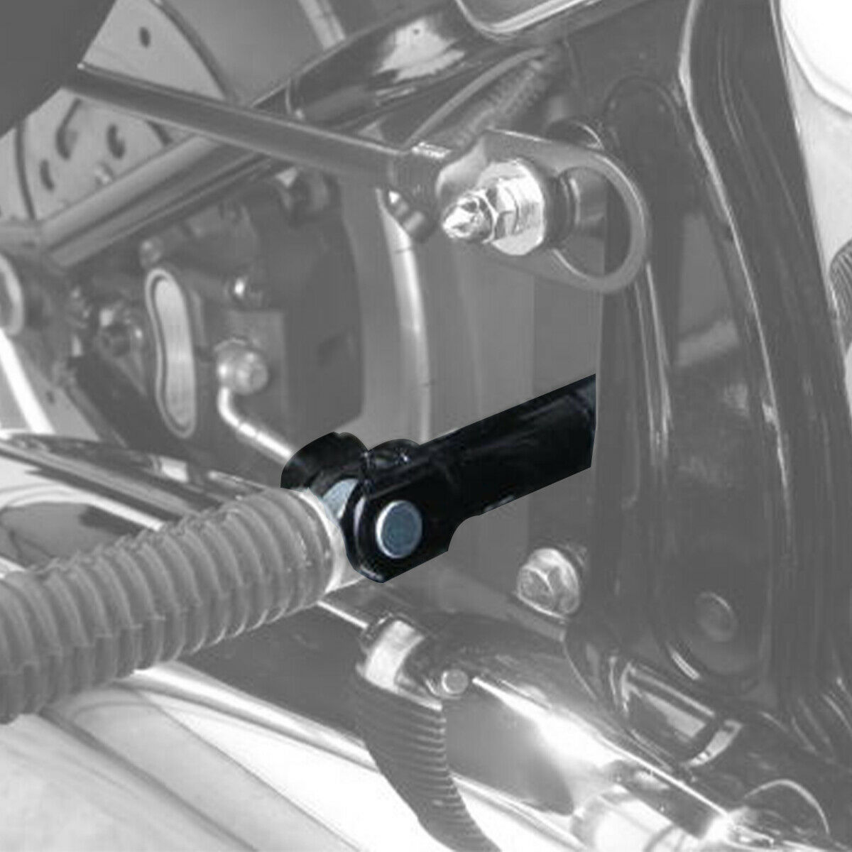 Motorcycle Accessories Harley Softail Rear Footrest Bracket Fat Boy Successor Commander Streetfighter Footrest Bracket 18-25