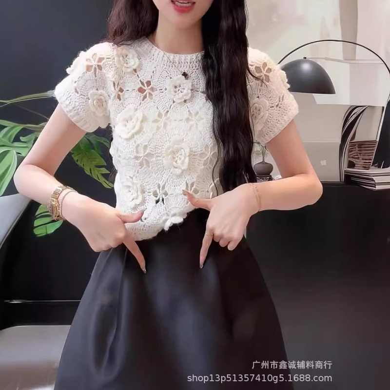 Design Sense Three-dimensional Flower Knitted Sweater New Women's French Puff Sleeve Pink Short Top