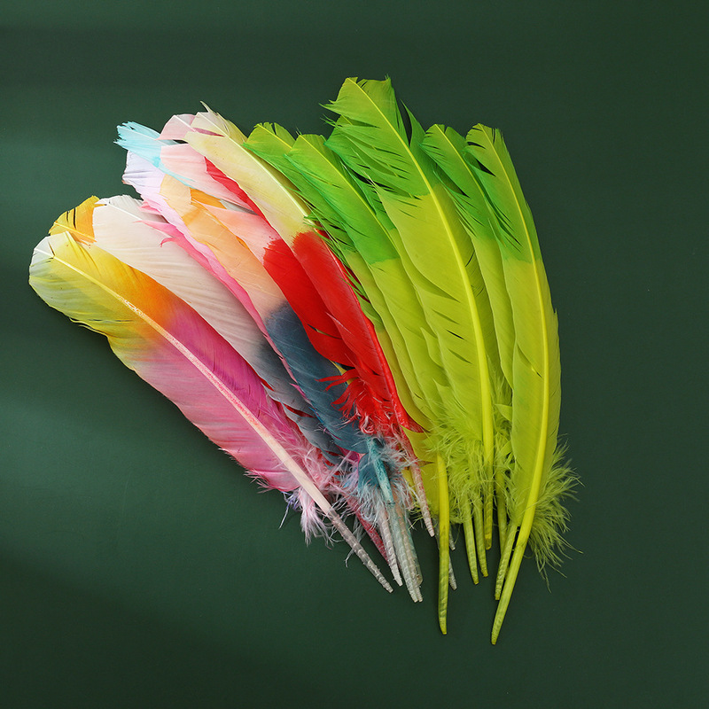 Factory Supply turkey nest feather double color dyed colored feather carnival decoration Indian headband performance suit Factory Supply turkey nest feather double color dyed colored feather carnival decoration Indian headband performance suit
