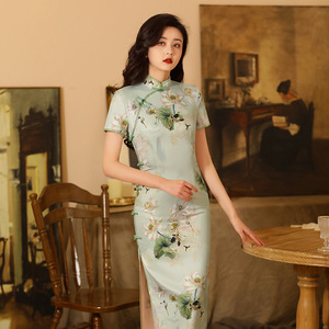 Long sides play single Chinese Dresses Qipao for women new lotus web celebrity cheongsam shoot a short video daily qipao dress