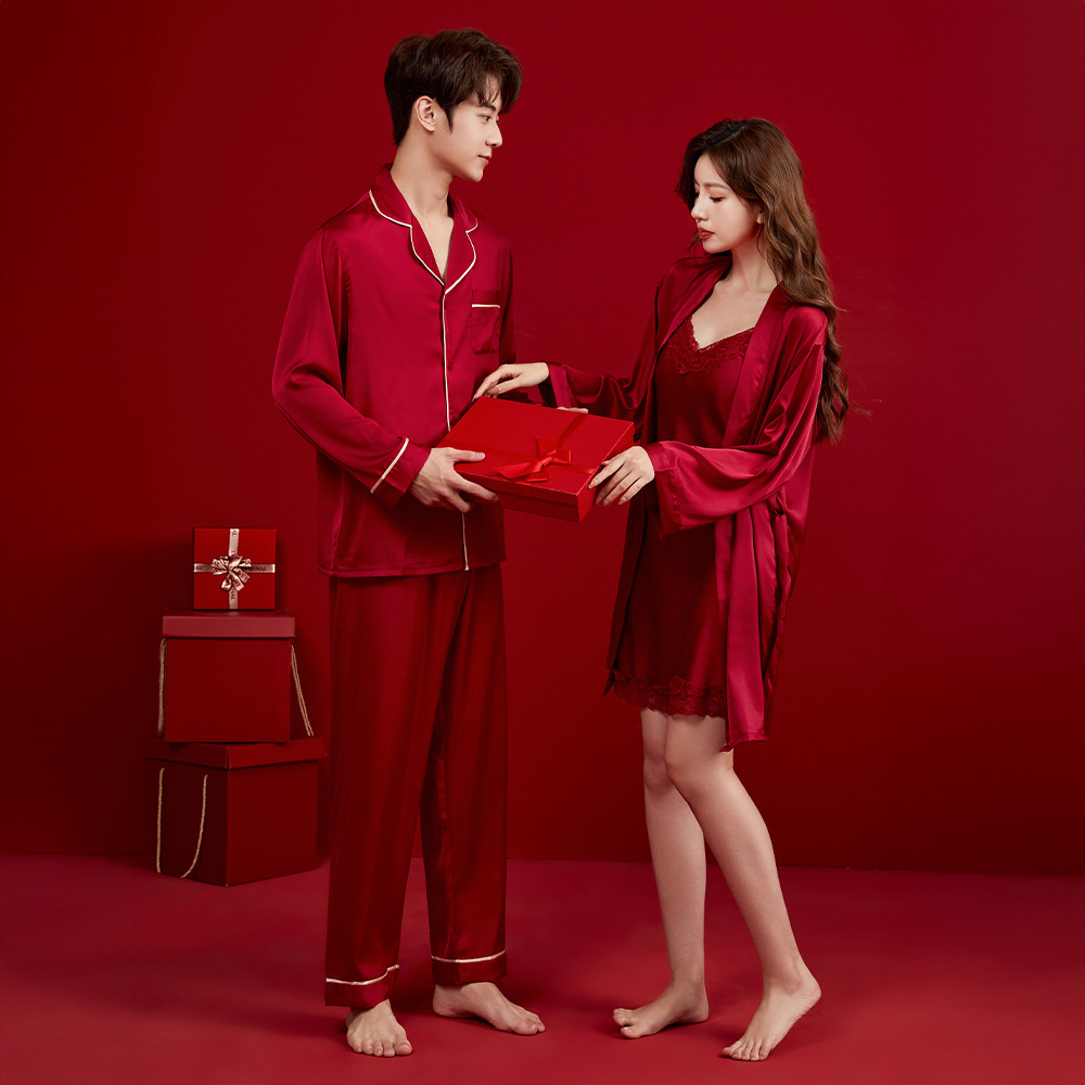 Nuevos productos de primavera y otoño, este año rojo festivo pareja pijama de la mujer cabina pijama conjunto de ropa para el hogar MC0003