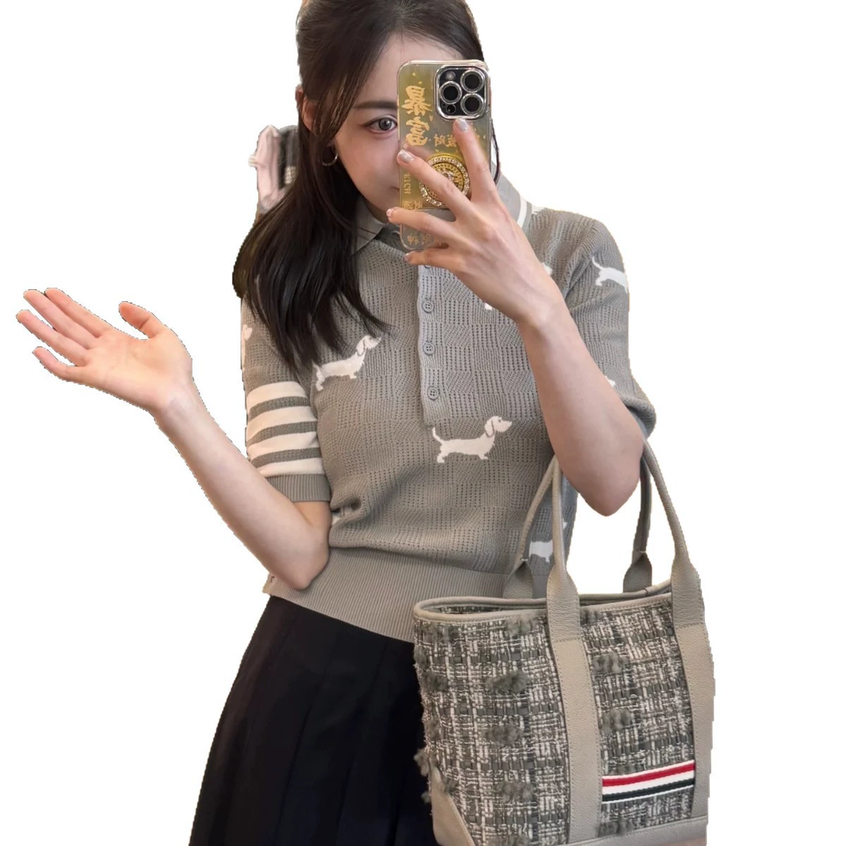 Spring summer knitted thin woolen sweater, 25 years, with short sleeve
