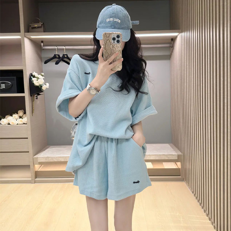 Waffle Embroidered Sports Casual Suit for Women 2025 Summer American Simple Korean Style Fashionable Versatile Short-Sleeved Shorts