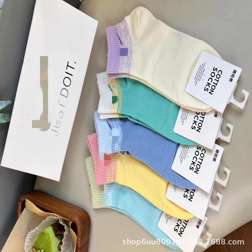 032b23c23a91b9e30674a7a1515e34