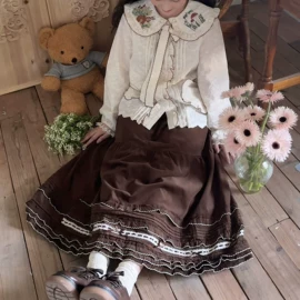 女式衬衫;连衣裙;半身裙