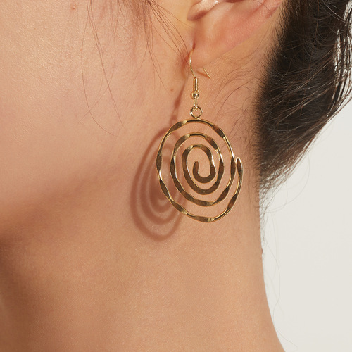 European and American cross-border jewelry, fashionable and creative hollow round vortex earrings for women, Amazon trendy earrings