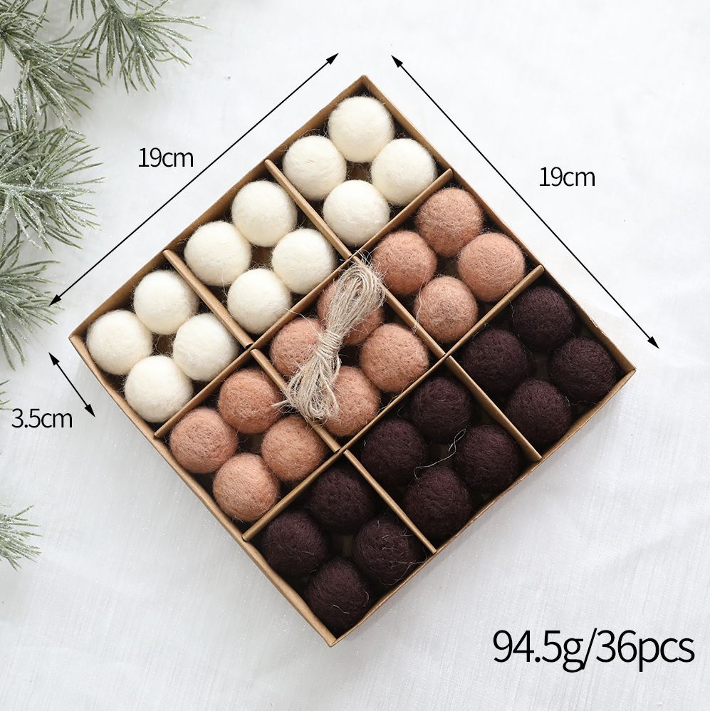 Bola de lana caja decorativa BOLA DE Navidad patrón de dibujos animados árbol de Navidad colgante Regalo De vacaciones decoración de la ventana color mezclado