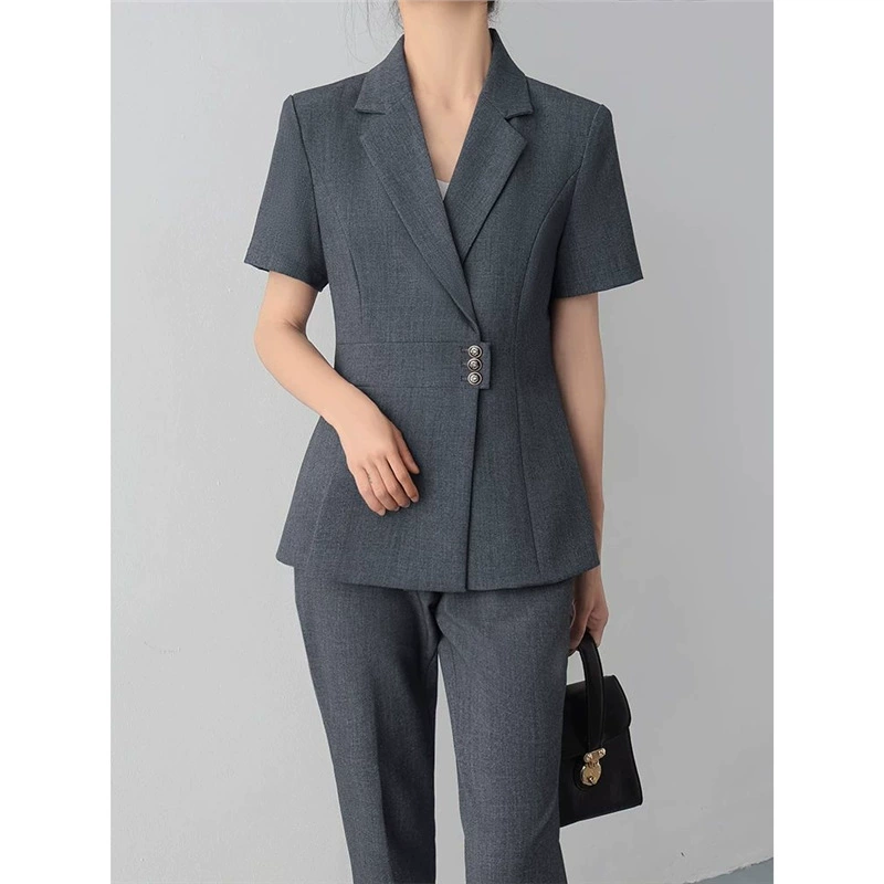 Профессиональный костюм для женщин 2025 новый летний тонкий стиль формальный ювелирный отель стойка регистрации рабочая одежда