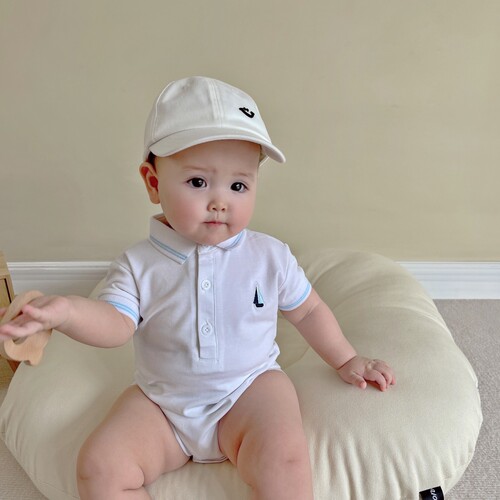 Infant and child Internet celebrity harem clothes for men and women, baby triangle crawl suits, newborn jumpsuits, fashionable and fart clothes, trendy summer clothes