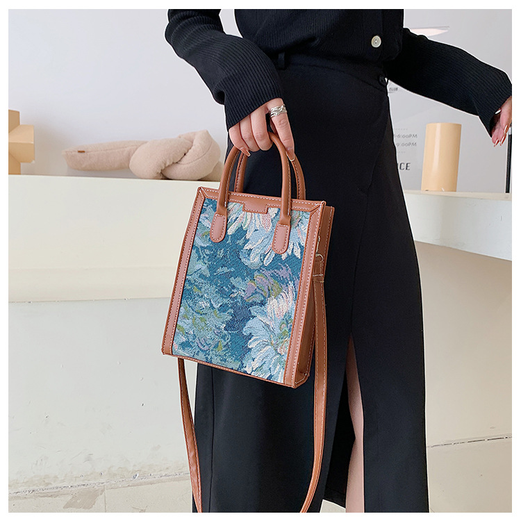 Large-capacity Oil Painting Fashion Shoulder Tote Bag Wholesale Nihaojewelry display picture 13