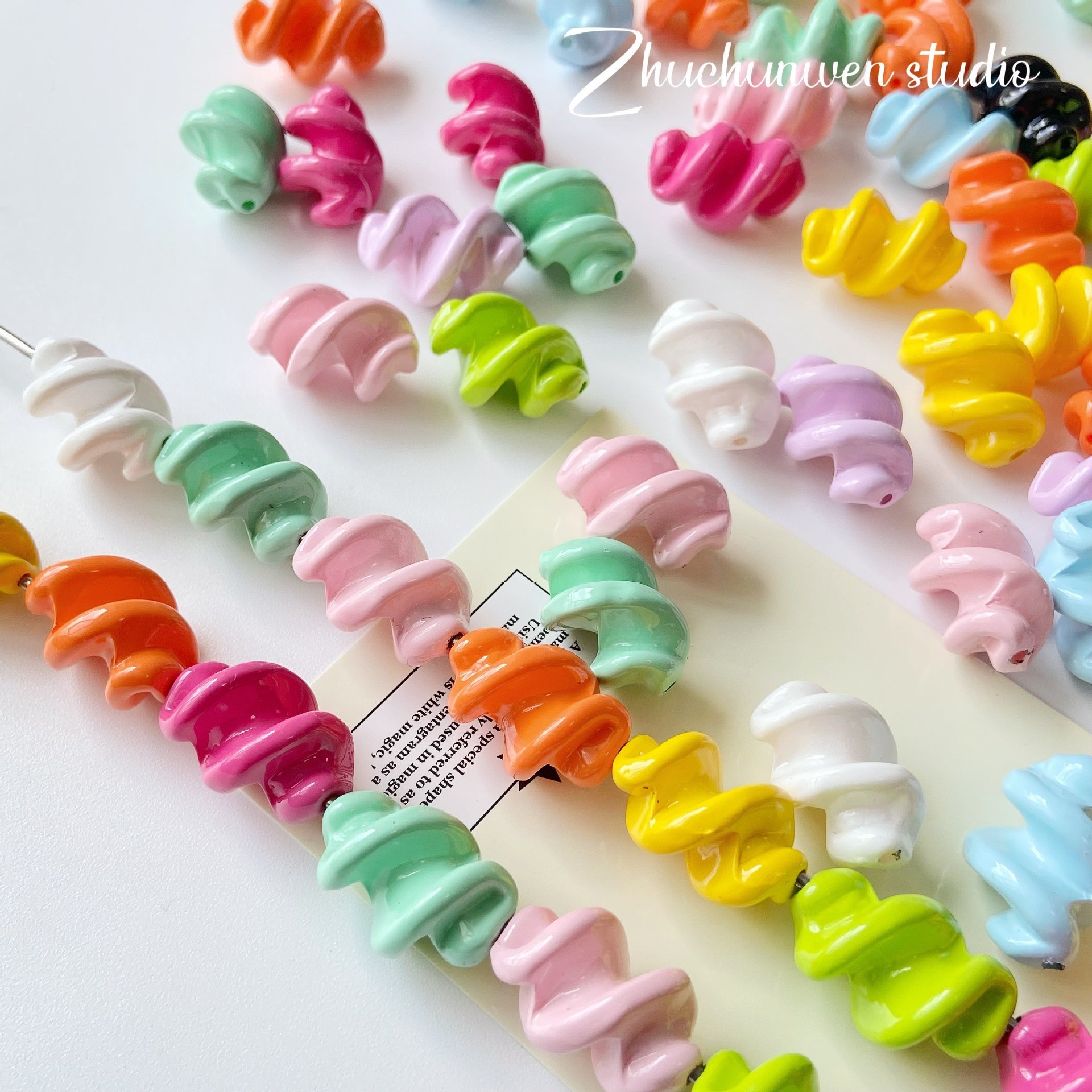 Coloridos cuentas de alta saturación serie de cuerdas de teléfono móvil DIY joyas de cadena en joyas hechas a mano accesorios de cuentas sueltas