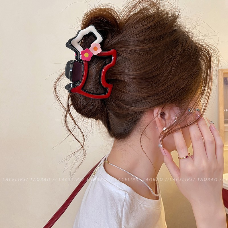 デザインされた子犬のヘアクリップ女性のハイエンド 2025 新しいヘアクリップサメクリップヘアアクセサリー夏|undefined