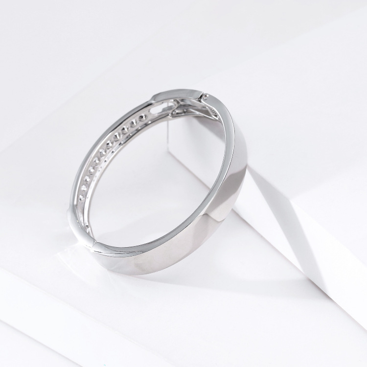 Fashion glossy hollow diamond spring alloy open bracelet wholesale