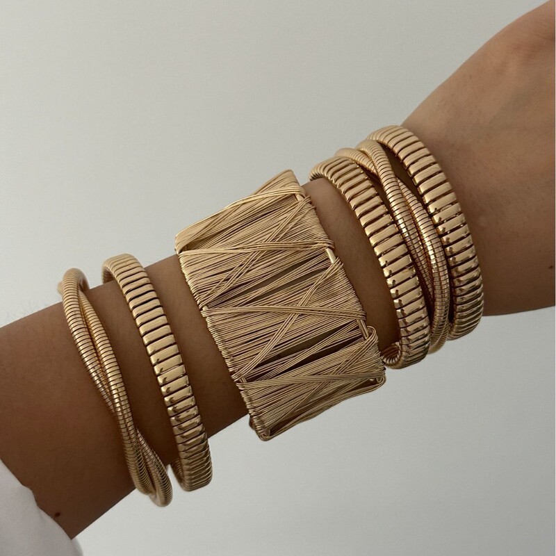 Minimalist European and American Style Unisex Line Bracelet Trendy High-Quality Niche Cool Style Exaggerated Brushed Arm Ring