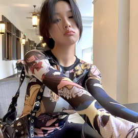 官图实价 夏防晒网纱半透视印花漫感辣妹卡通T恤女修身长袖上衣