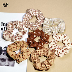 High-end large intestine hair tie autumn and winter new women handmade hair accessory French headband street stall fabric rubber band hair decoration