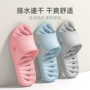 洗澡夏天浴室漏水托鞋