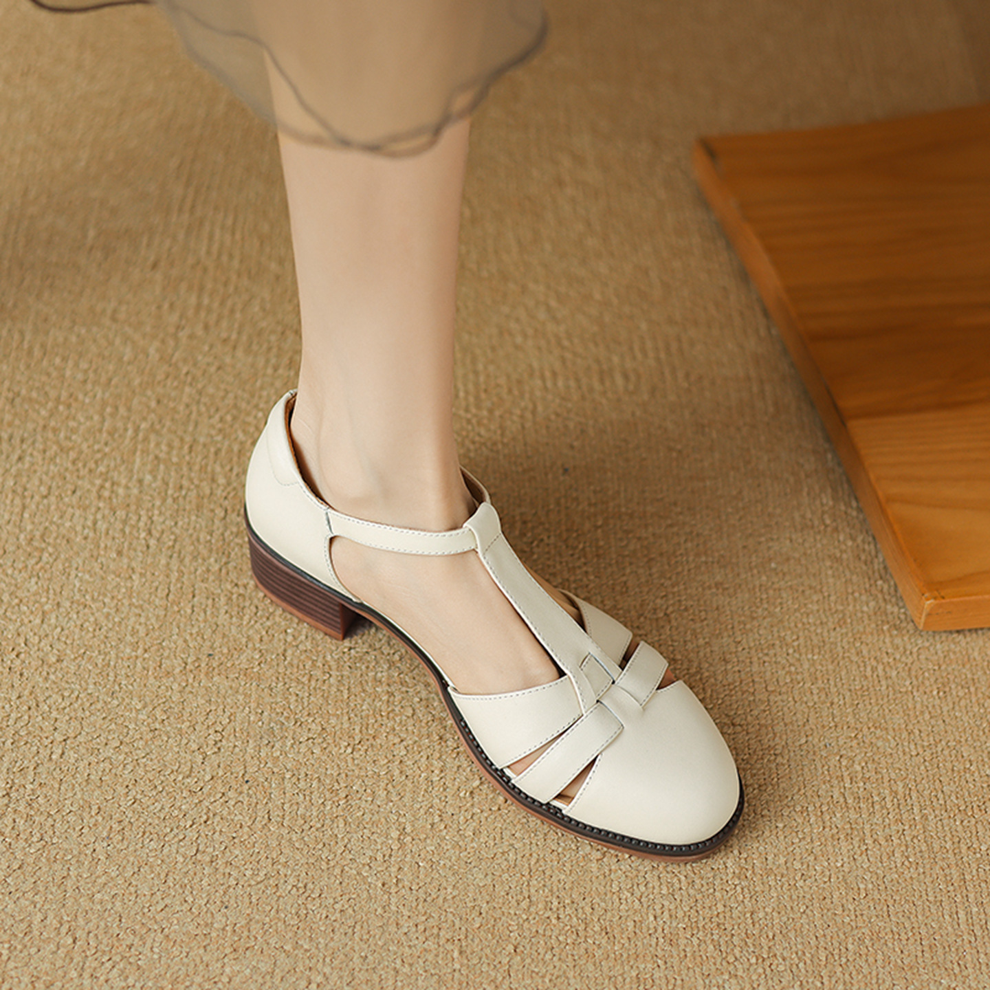 Sandal nữ quai ngang gót vuông mũi tròn bít kiểu dệt vintage — màu nâu chi tiết 6