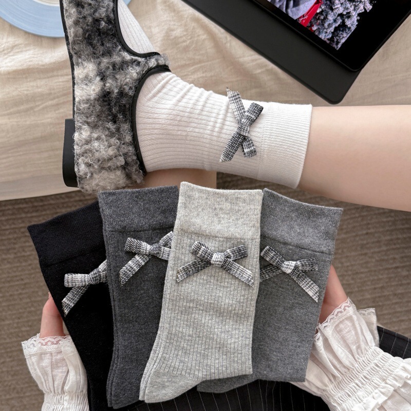 New autumn and winter women's socks with large bows, solid color ribbed mid-calf socks, seamless and versatile, Korean style gray socks New autumn and winter women's socks with large bows, solid color ribbed mid-calf socks, seamless and versatile, Korean style gray socks