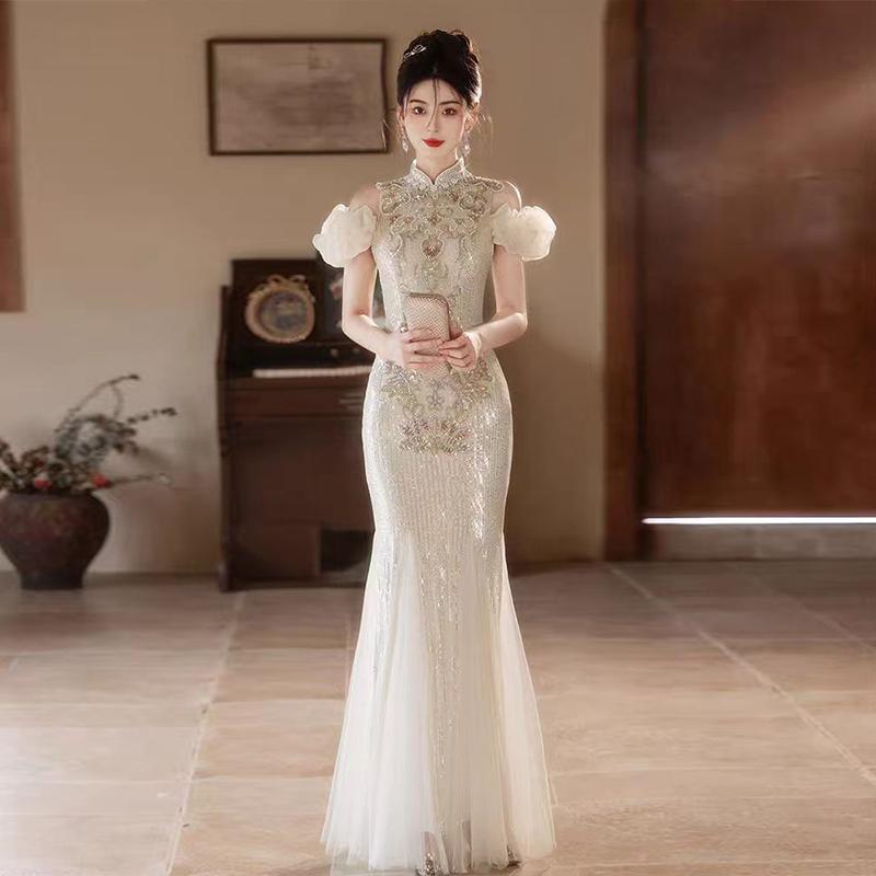 Vestido de noche de lujo ligero de gama alta 2025 nuevo nicho de ropa de banquete de la industria pesada, vestido de cola de pez de anfitrión de alto nivel image 3