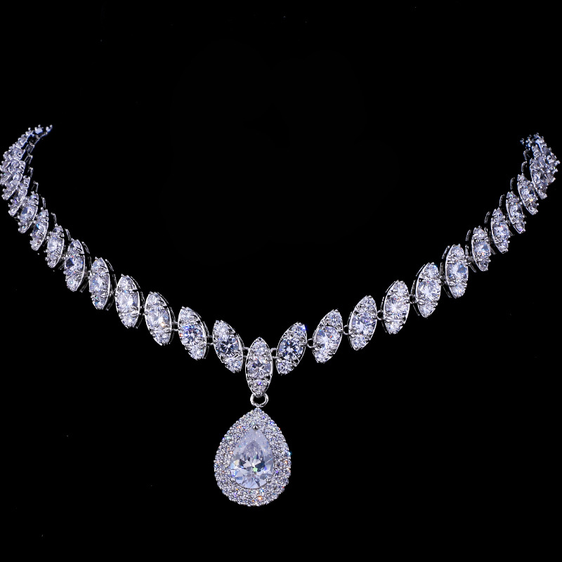 White Diamond-Single Necklace