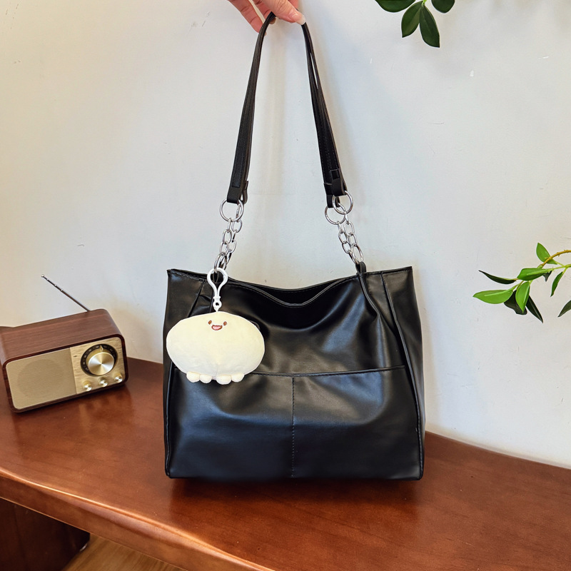 Alta sensación de bolso grande para mujeres 2024 nueva moda de verano de moda de gran capacidad de transporte bolsa bolsa de hombro de textura de mujer