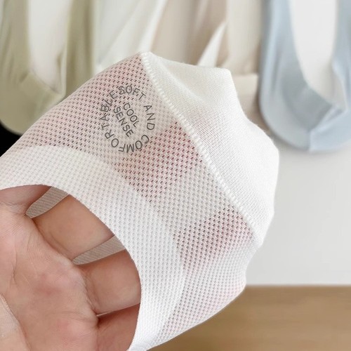 Ice silk boat stockings for women with non-slip, fast-drying, summer thin style with high heels simple shallow mouth invisible socks