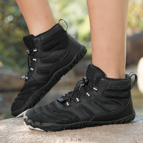 Cross-border 2024 New Four-Season Outdoor Hiking and Mountaineering Shoes for Women Camp Shoes Five-Finger Anti-Slip Sports Off-Road Shoes for Men