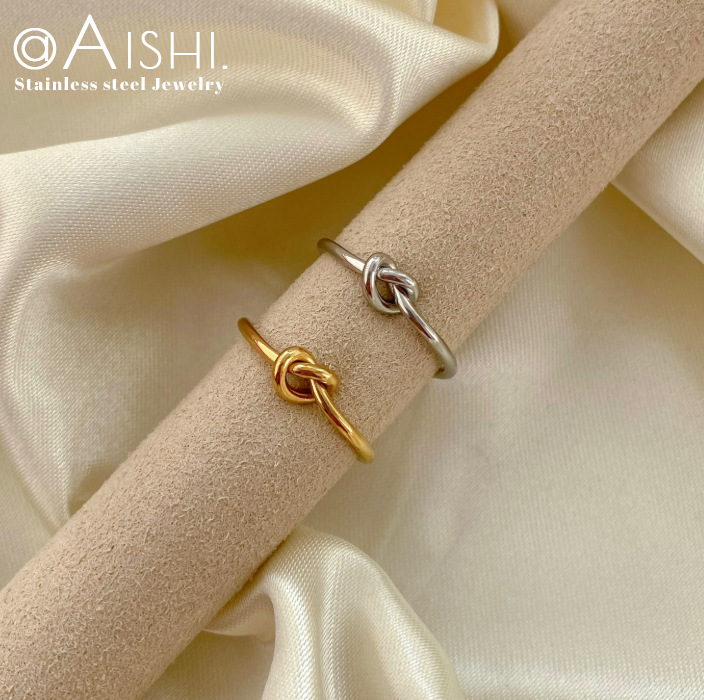 Amazon Ebay Knotted Titanium Steel Ring for Women Trendy Unisex Tail Ring Engagement Proposal Ring Wholesale