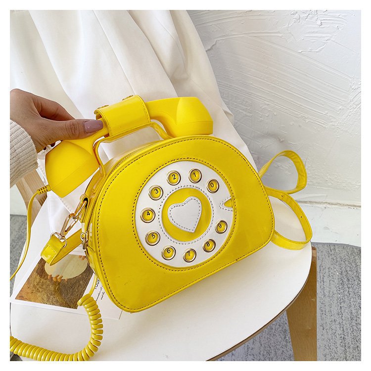 504g Weight Polyester Lining Material Zipper Closure Type Single Shoulder Strap Strap Type Circle Bag Bags Type Pu Leather Material Solid Color Pattern Vintage Style Style Round Shape Rose Red, White, Pink, Purple, Red, Yellow, Black Color Medium Size Medium Pu Leather Vintage Style Circle Bag 37
