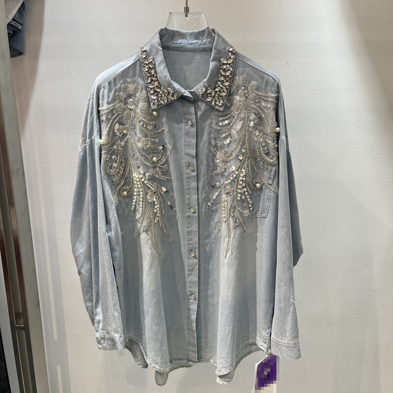 2026 Spring/Summer New Women's Fashion High-End Tassel Beaded Denim Shirt with Heavy Rhinestone Embellishments, Loose Fit, Slimming Effect, Trendy Shirt