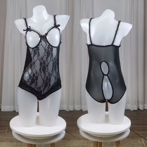 Lingerie for export to Western countries, lace women's open-leg see-through seductive set, sexy and playful sleepwear for wholesale.